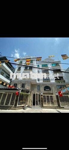 Phòng 3 cửa sổ, full tiện ích có thang máy, bảo vệ 24/7