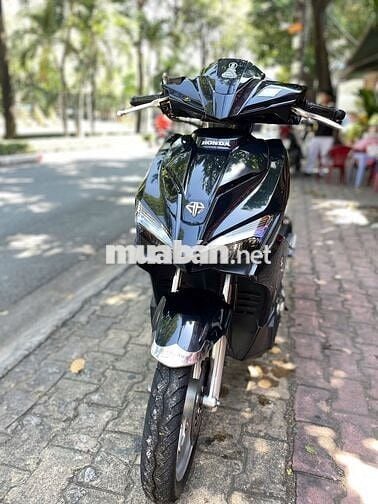 Xe máy Honda Air Blade 125 màu đen