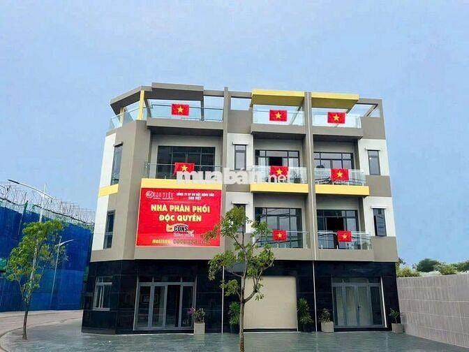 Nhà phố Bcons Eden Park 4 lầu, gần nút giao Mỹ Phước Tân Vạn