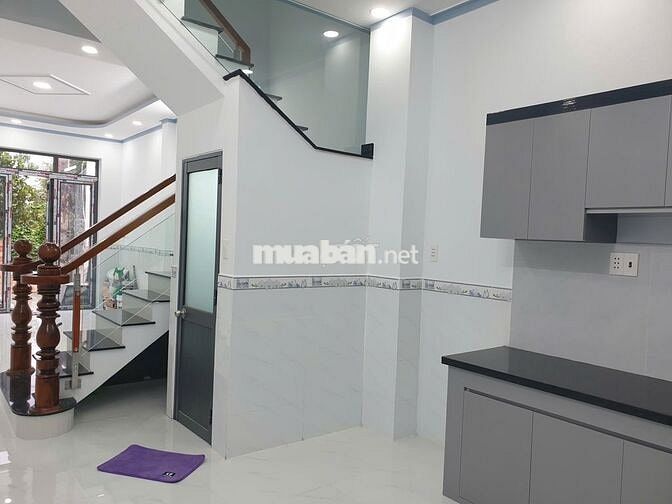 Nhà xinh sổ hồng riêng 4x17, 01 lầu (3pn) gần chợ Xuân Thới Thượng H-M