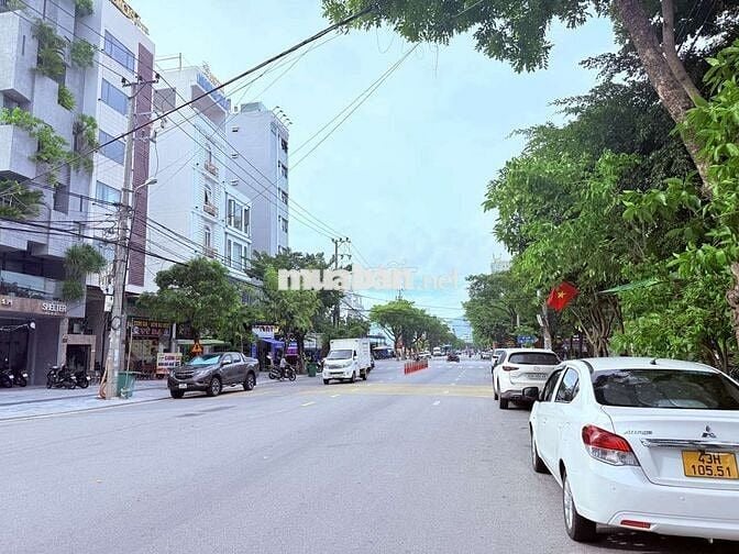 Cho thuê nhà 2 tầng, 2 mặt tiền Hồ Nghinh & Nguyễn Công Sáu, Sơn Trà