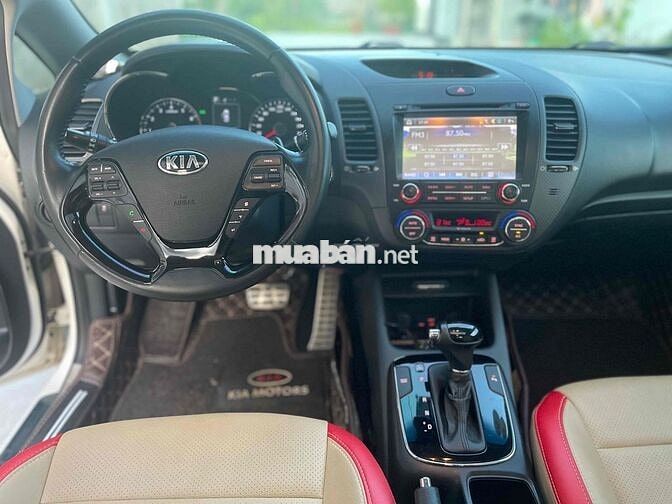 Kia Cerato 2017- 2.0 AT - 7000 km