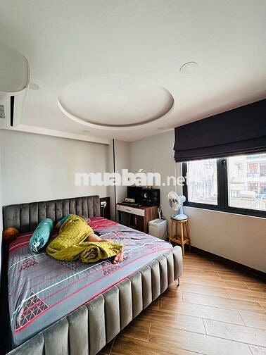 Chính chủ cho thuê nhà mới 4 tầng 3pn nội thất cao cấp, HXH p8 Gò Vấp