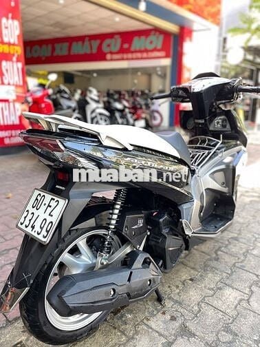 Xe máy Honda Air Blade 125 màu đen