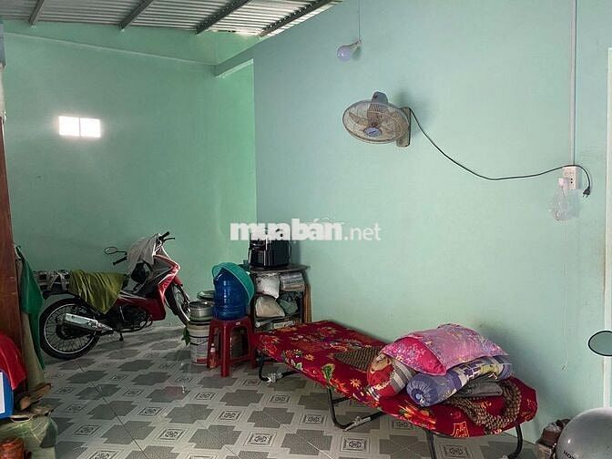 Nhà chính chủ cần cho thuê Trần Hưng Đạo 60m2 có sân trước, sân sau