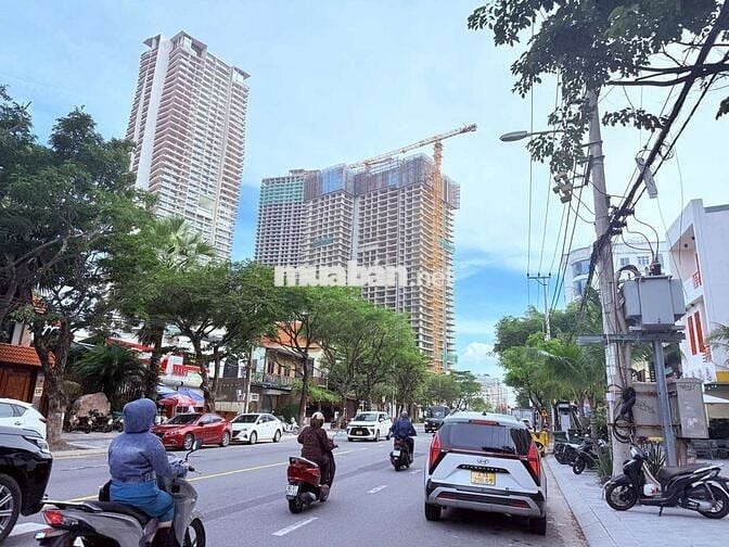 Cho thuê nhà 2 tầng, 2 mặt tiền Hồ Nghinh & Nguyễn Công Sáu, Sơn Trà