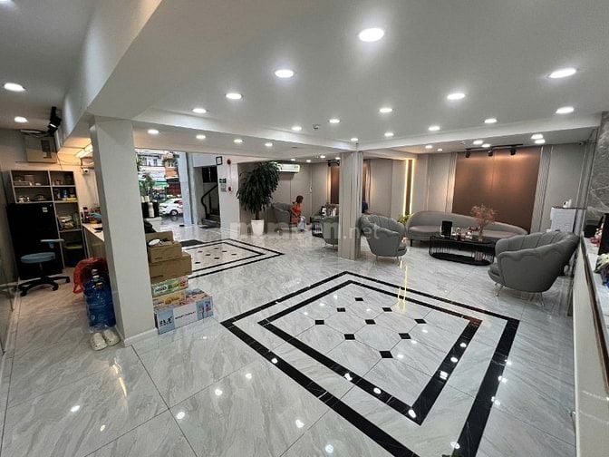 CHO THUÊ NHÀ MẶT TIỀN ĐƯỜNG PHAN XÍCH LONG, TIỆN KINH DOANH CÁC NGÀNH