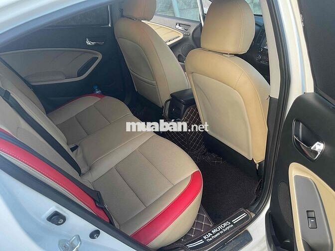 Kia Cerato 2017- 2.0 AT - 7000 km
