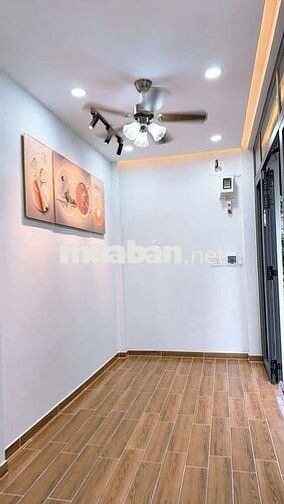 Nhà MT 8M khu phân lô Hưng Phú giá chỉ 2T880, tiện kinh doanh.
