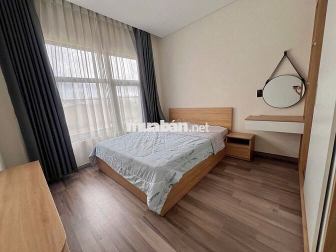 Cho thuê quỹ căn hộ 2 phòng ngủ Monarchy, giá chỉ từ 15 triệu, 80m2