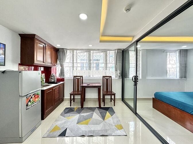 CĂN HỘ SANG TRỘNG TÁCH BẾP 3P ĐI VÒNG XOAY DÂN CHỦ