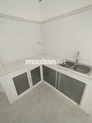 Cần bán gấp căn nhà ở 1/ Đ. Tân Xuân 5 , Hóc môn 81m2 SHR giá 940tr