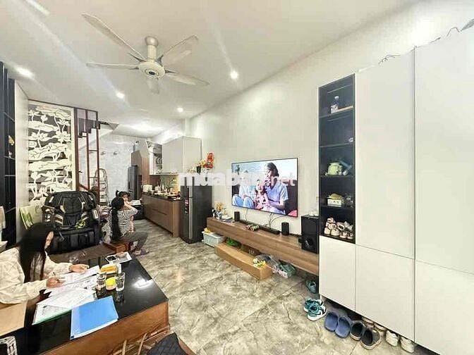 🔥KIM ĐỒNG- PHÂN LÔ OTO ĐẬU CỬA- SÁT HỒ - 36M2-5T- 13.55TỶ(CTL) 🔥