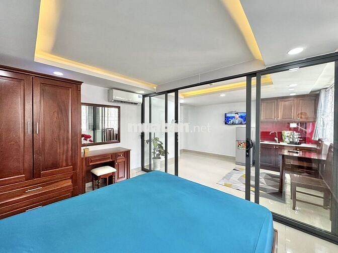 CĂN HỘ SANG TRỘNG TÁCH BẾP 3P ĐI VÒNG XOAY DÂN CHỦ
