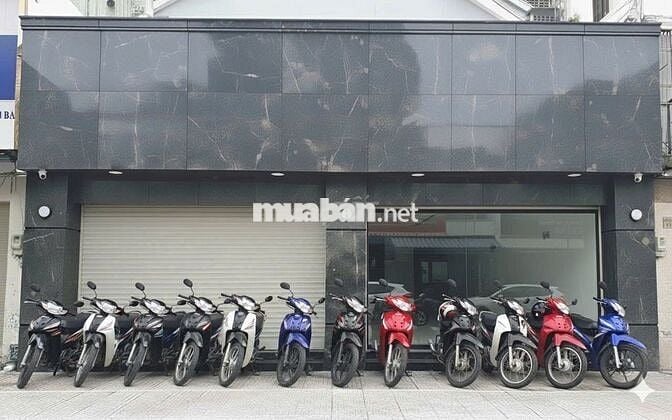 Cho thuê nhà mặt tiền 12m, DT 160m2, quận 3 vị trí đẹp