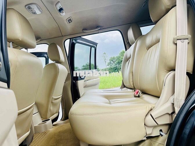 Ford Everest Limited 4x2 máy dầu số tự động 2012