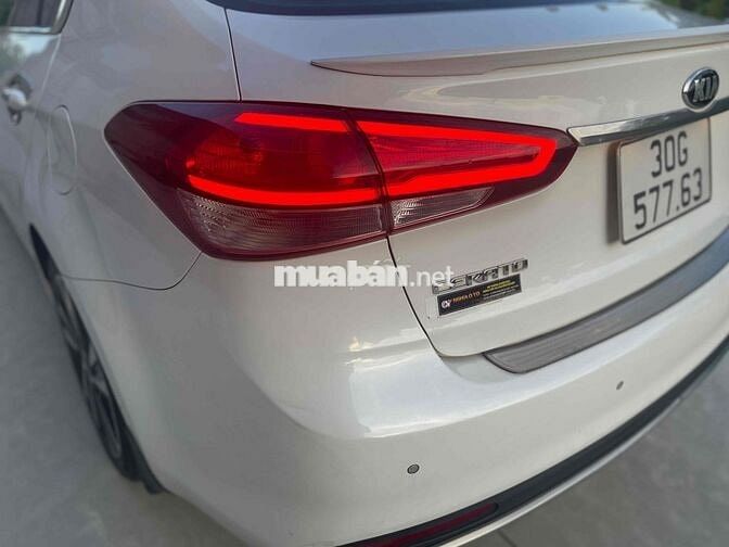 Kia Cerato 2017- 2.0 AT - 7000 km