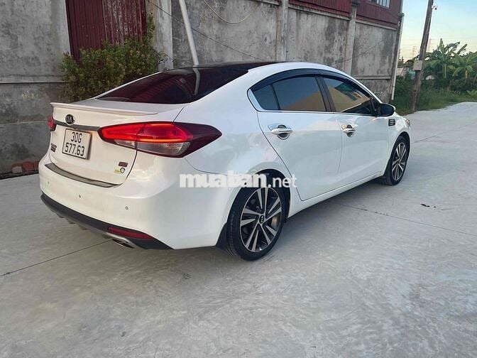 Kia Cerato 2017- 2.0 AT - 7000 km