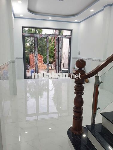 Nhà xinh sổ hồng riêng 4x17, 01 lầu (3pn) gần chợ Xuân Thới Thượng H-M