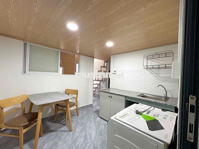 Cho Thuê Căn Hộ Duplex Ban Công Máy Giặt Riêng Full NT Ở Lê Văn Sỹ Q3