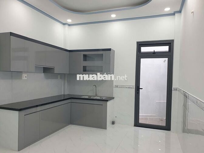 Nhà xinh sổ hồng riêng 4x17, 01 lầu (3pn) gần chợ Xuân Thới Thượng H-M