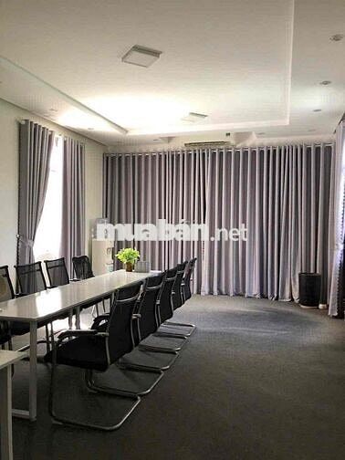 Nhà 3 tầng với 8p diện tích sàn 550m2 đường Pasteur, Hải Châu, Đà Nẵng