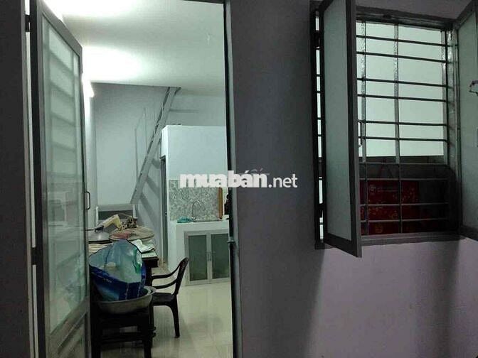 PHONG TRO 45m2, duong PHAM VAN HAI, TAN BINH, HCM.