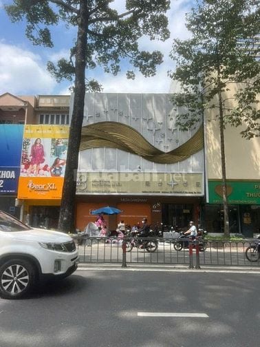 CHO THUÊ NHÀ MẶT TIỀN ĐƯỜNG 3/2 – QUẬN 10 (ĐỐI DIỆN VINCOM)