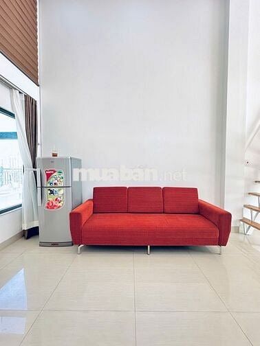 SIÊU PHẨM 2PN DUPLEX BAN CÔNG CAO CẤP THANG MÁY Q1