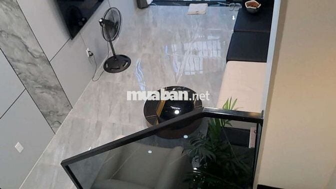 Cho thuê nhà kiệt oto 311 Nguyễn Hoàng