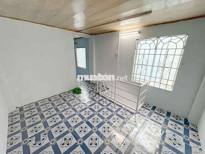 Chủ cần bán gấp nhà 40m2, nhỉnh 4 tỷ, hẻm 30 đường Lâm văn Bền Quận 7