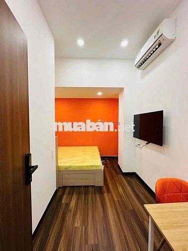 Cho thuê nhà Mới đẹp full nội thất , 4.5x10 Trệt 1 Lầu , Quận 10