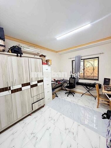 GẦN  CHỢ PHẠM VĂN HAI NHÀ MỚI ĐẸP GẦN 50M2 2TẦNG 3PN HOÀN CÔNG Đủ