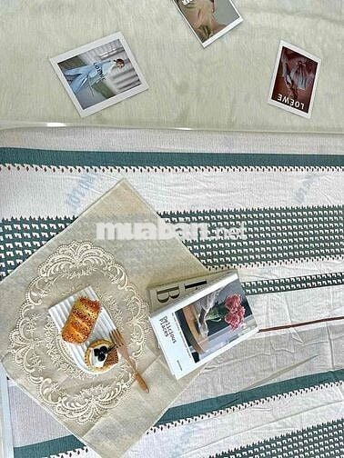 Cho thuê căn hộ dịch vụ ban công thoáng mát ngay Sân Bay