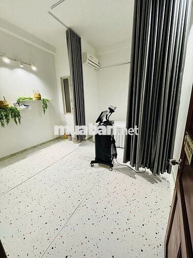 🛋️ Nhà mới 4 lầu + ST, full máy lạnh/camera,  Hoa Lan 4x16m , 35tr/th
