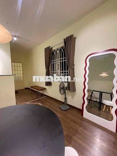 Căn Hộ 1PN 1PK Ban Công 60m2 Máy Giặt Riêng Trần Đình Xu Quận 1