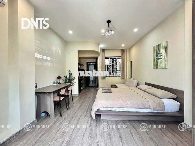 Căn hộ full nội thất ban công thoáng mát Nguyễn Trãi Quận 5