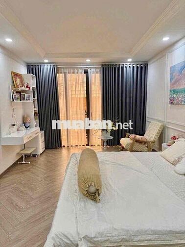 BÁN NHÀ 4 LẦU MẶT TIỀN ĐƯỜNG SỐ CẠNH MAI VĂN VĨNH TÂN QUY Q7