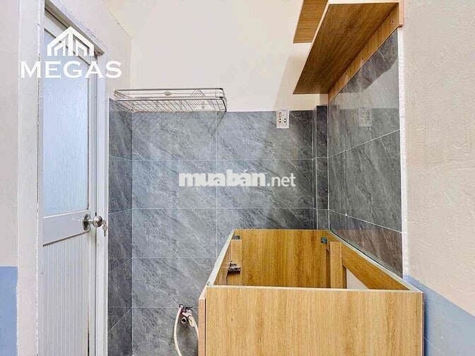 Duplex 1 trệt 1 lầu ngay Bùi Đình Tuý