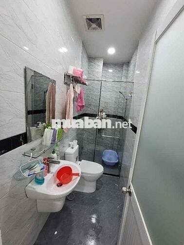 Bán Nhà Ngang 5mx11m 💥 2 Phòng Ngủ _ Ngay Hoàng Hoa Thám- Phú Nhuận
