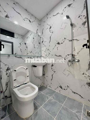 Phòng An Ninh, Mới Xây Ngay ĐH Ngoại Thương