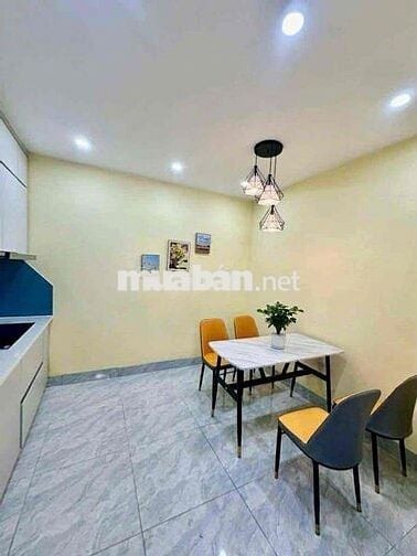 Tập thể Bùi Ngọc Dương 2 thoáng, kinh doanh ô tô đỗ cửa 2PN 2WC 70m2 T