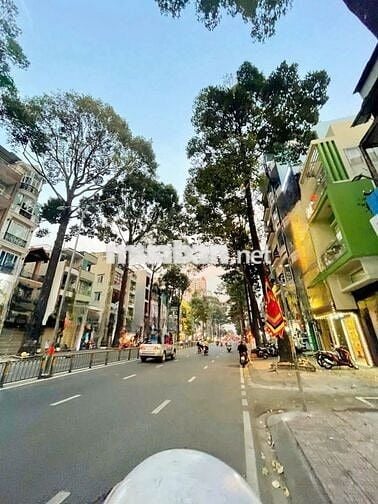 Cho Thuê Nhà Đường 3/2, Quận 11 ( 3.5x15m - 2 lầu, 5PN, 6WC )