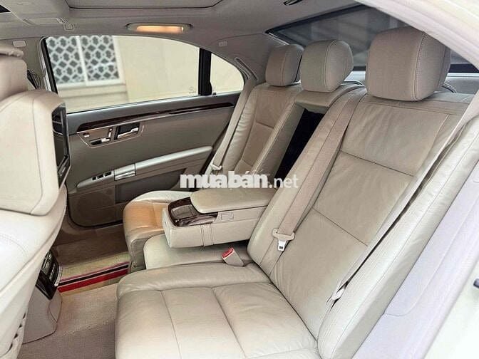 Mercedes Benz S Class 2010 S400 Hybrid - 90000 km