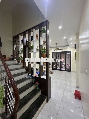 Nhà rộng , ngõ to tại La Khê,Hà Đông, 53m,4 tẩng chỉ nhỉnh 7 tỷ Nhà rộng , ngõ to tại La Khê,Hà Đông, 53m,4 tẩng chỉ nhỉnh 7 tỷ