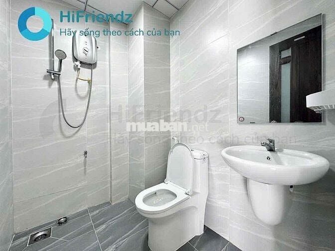 CĂN HỘ FULL NỘI THẤT - GIÁP QUẬN 1, MỚI 100% - THANG MÁY