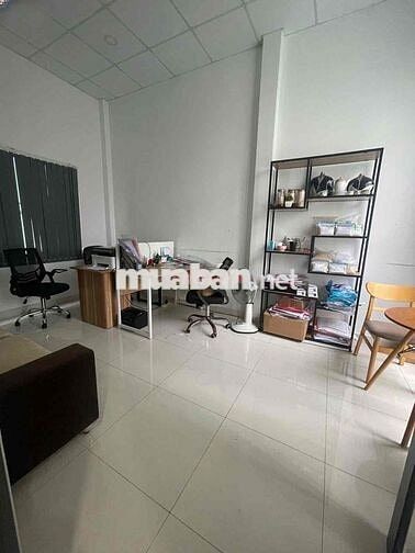 Cho thuê nhà HẺM XE TẢI 8x16 Trệt 1 lầu Ba Tháng Hai , Quận 10