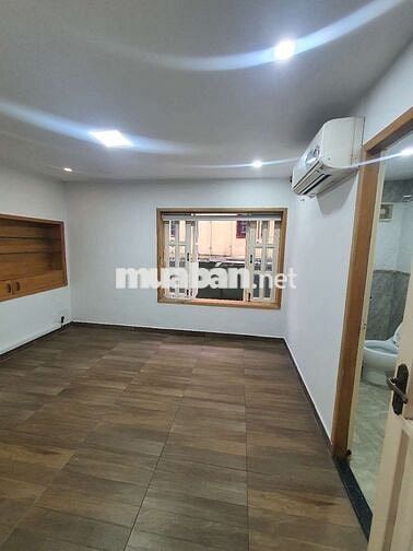 Nhà full nội thất HXH, 4pn 4wc riêng  khu DQH thích hợp làm VPCT