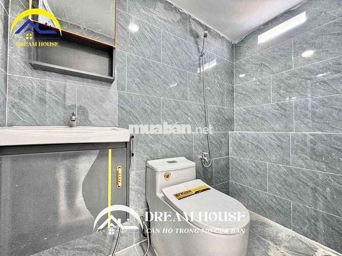 CHO THUÊ PHÒNG CÓ GÁC CAO 2M MỚI XÂY- FREE XE VÀ PHÍ DỊCH VỤ- BAN CÔNG