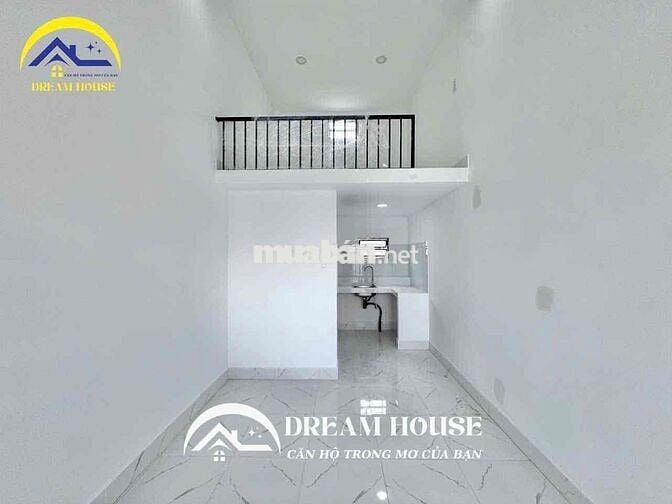 CHO THUÊ PHÒNG CÓ GÁC CAO 2M MỚI XÂY- FREE XE VÀ PHÍ DỊCH VỤ- BAN CÔNG